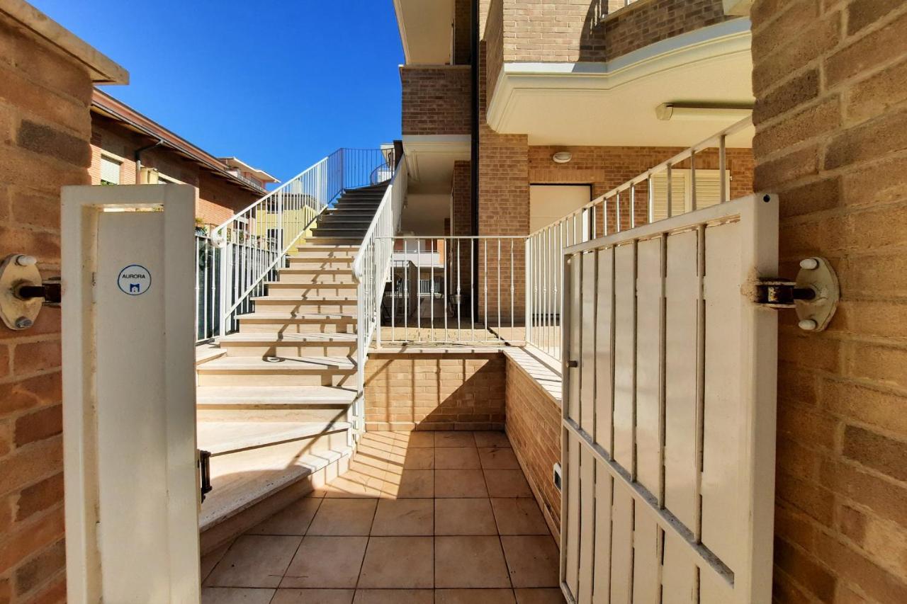Appartamento Aurora - MyHo Casa Porto San Giorgio Exterior foto