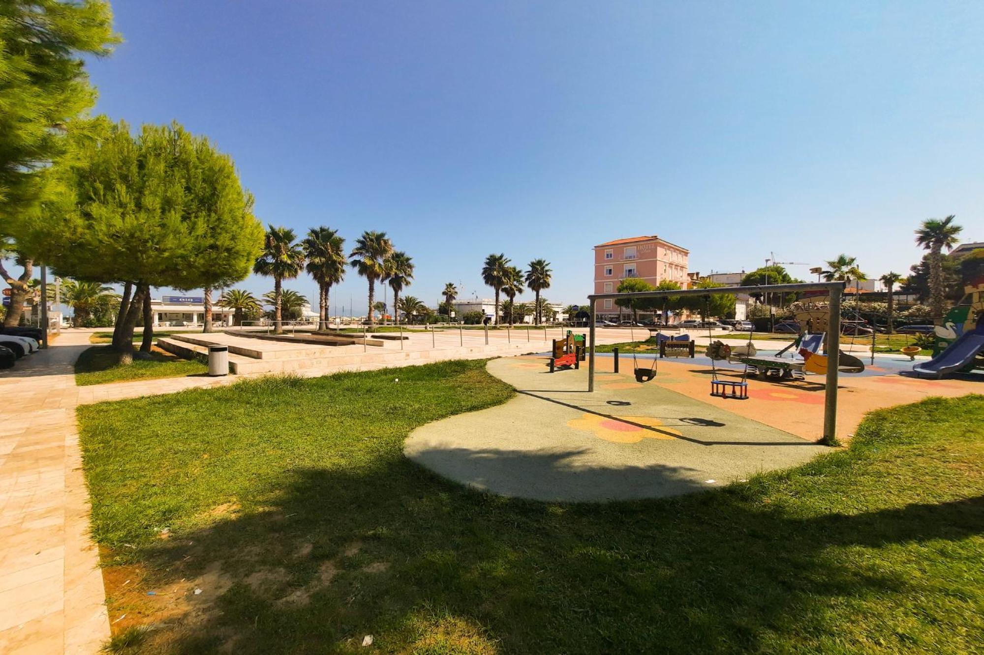 Appartamento Aurora - MyHo Casa Porto San Giorgio Exterior foto